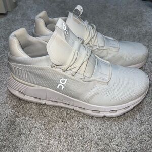 White Oncloud cloudnova